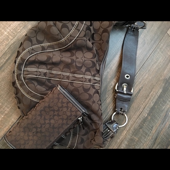 Coach purse and matching wallet - Picture 3 of 5